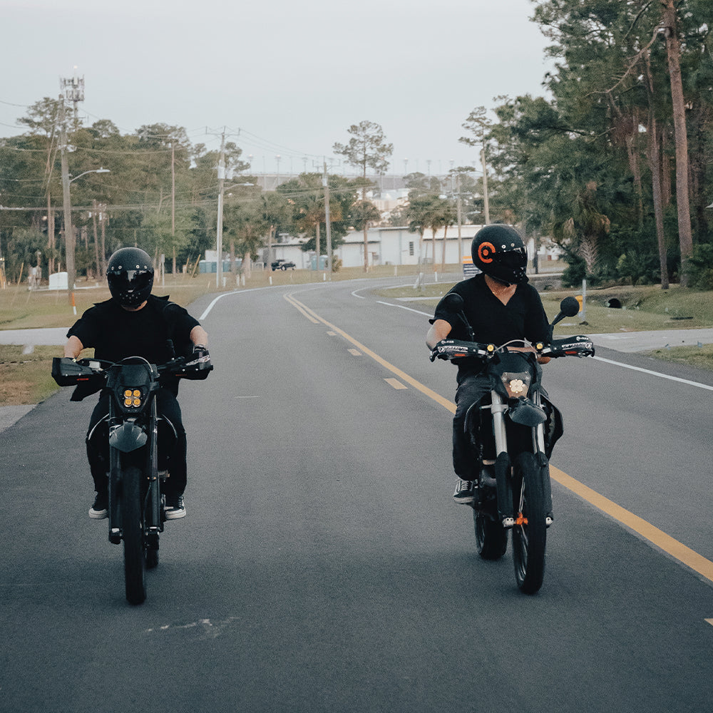 DOT Daytona Retro Full Face Motorcycle Helmet: Vintage Style for Men, Women, & Youth - Dull Black W/ Orange Accents - Image 9