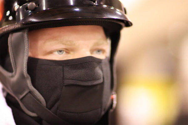 VNG004 StormGear Gorditi Facemask w/ Velcro Closure/ Nose Opening - Image 2