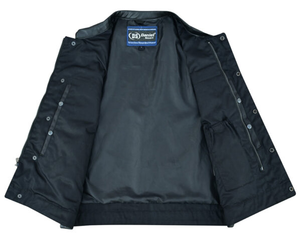 RC689 Concealed Snap Closure, Textile Material, Scoop Collar & Hidden - Image 6