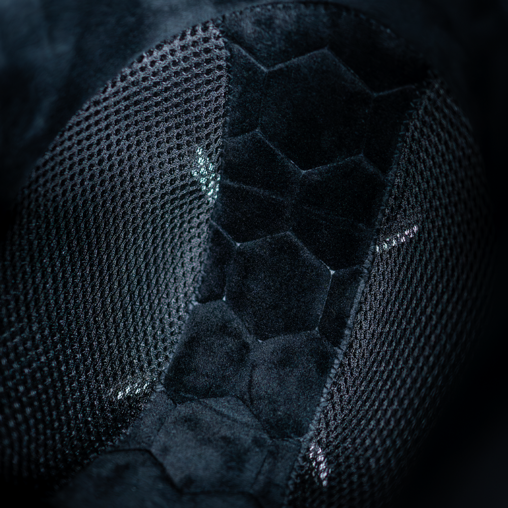 Daytona Steeze Snowboard Helmet - Adjustable Helmet for Men, Women & Youth - Dull Black Finish - Image 7