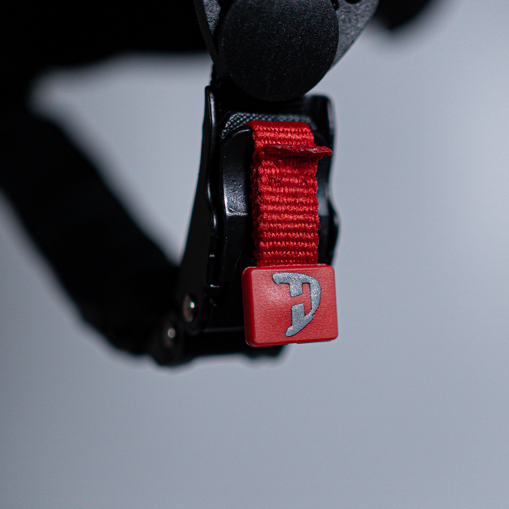 Daytona Carver Ski Helmet - Adjustable Ski Helmet for Men, Women & Youth - Dull Black with Anti-Fog Visor - Image 7