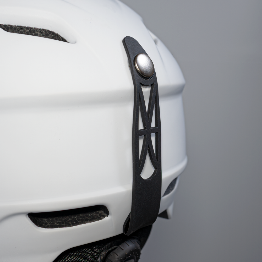 Daytona Carver Ski Helmet - Adjustable Ski Helmet for Men, Women & Youth - Dull Chalk White with Anti-Fog Visor - Image 6